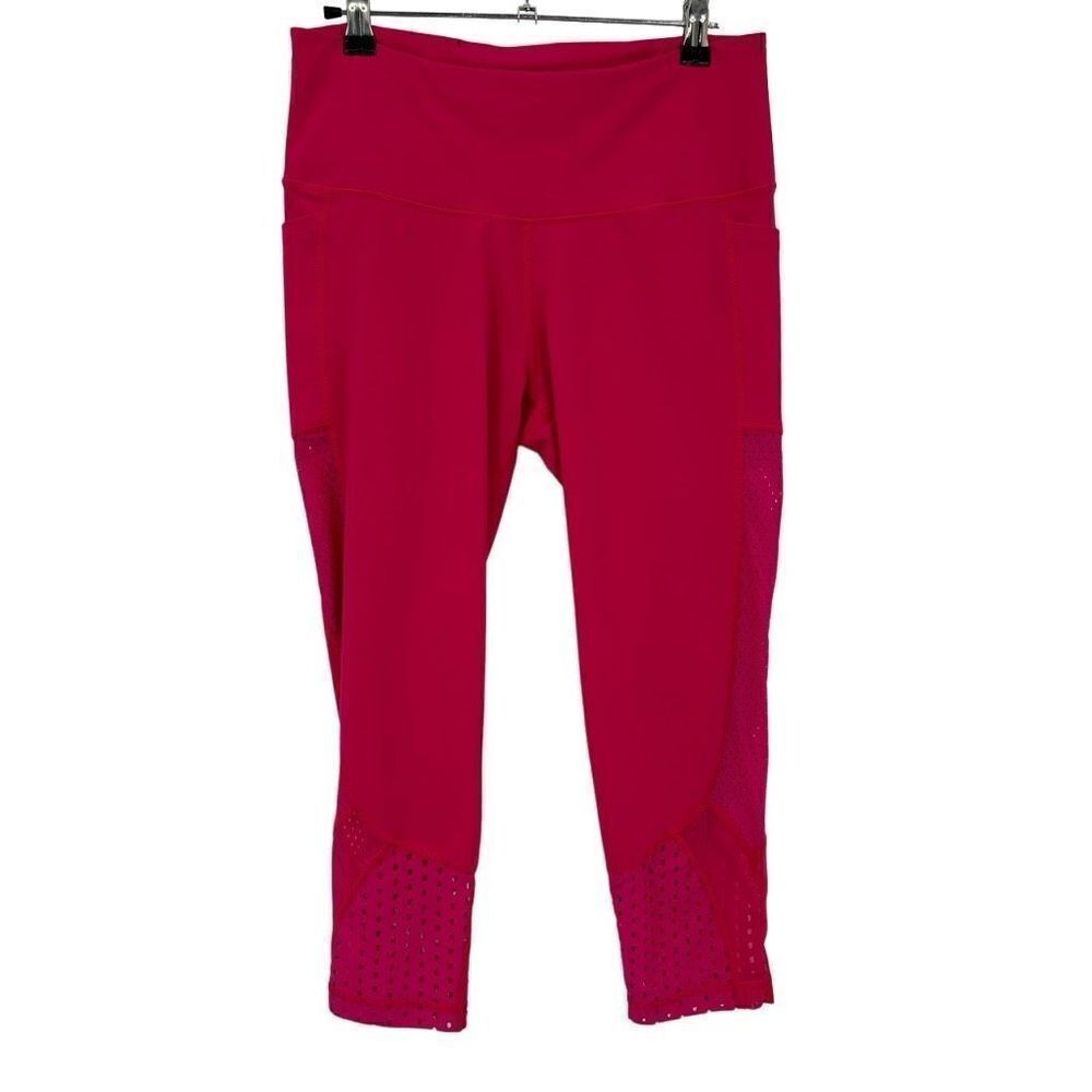 Victoria’s Secret Victoria Sport Cropped Knockout Leggings Pink Medium‎